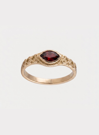 Pierścień Rubinowej Elegancji